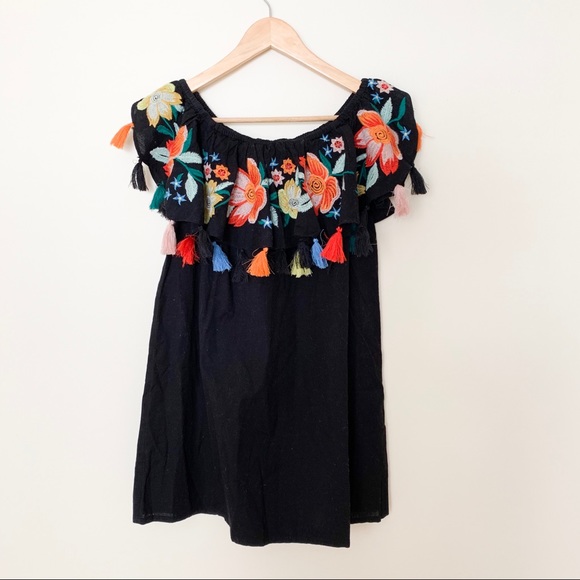 TOPSHOP Off-Shoulder Sundress (Embroidered) - Picture 2 of 8